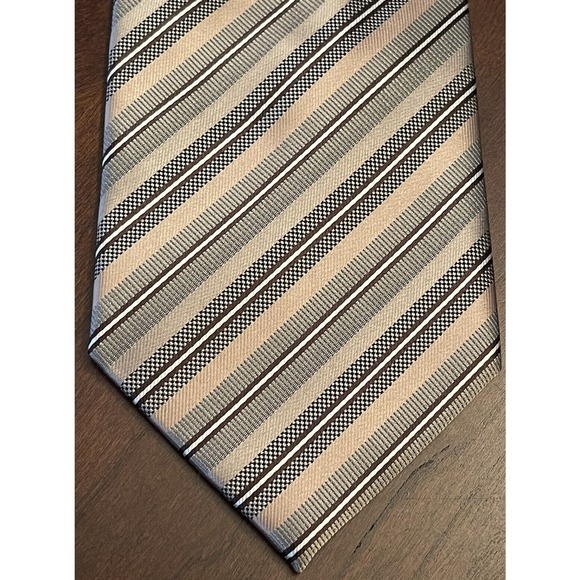 Leonardo, Ny Hand Made, 100% Microfiber, Men’s Neck Tie Made In China - Picture 1 of 9